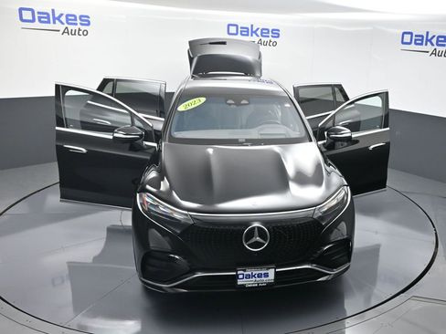 Used 2023 Mercedes-Benz EQS 580 4MATIC SUV image 59