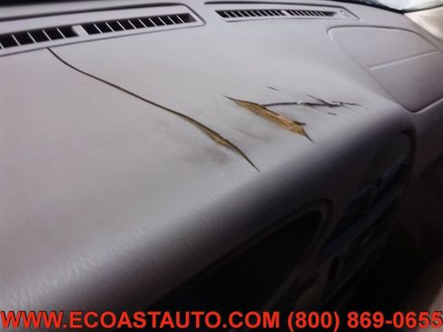 Used 1998 Nissan Pathfinder SE image 17