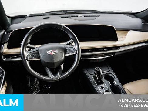 Used 2025 Cadillac XT4 Premium Luxury FWD image 24