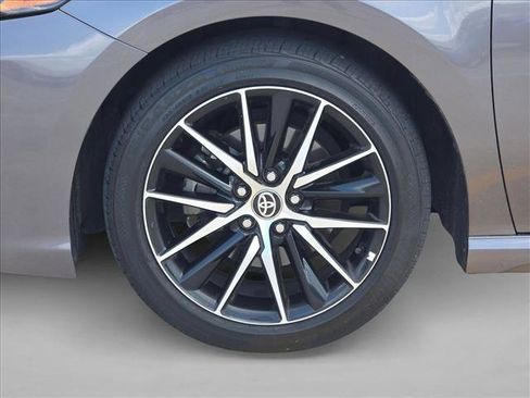 Used 2024 Toyota Camry SE FWD image 14