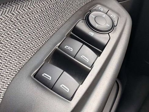 Used 2025 Chevrolet TrailBlazer LT FWD image 21