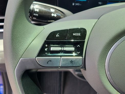 Certified 2024 Hyundai Elantra SEL FWD image 20