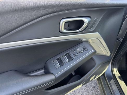 Used 2023 Acura Integra A-Spec image 14