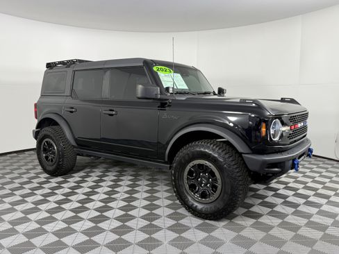 Certified 2023 Ford Bronco 4-Door AWD/4WD image 1