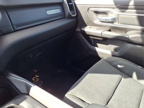 Used 2025 RAM 1500 Big Horn AWD/4WD image 23