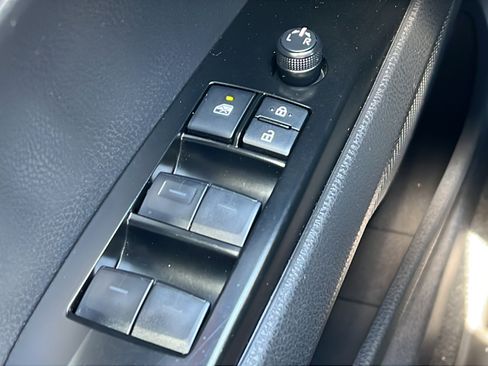 Used 2025 Toyota Camry SE w/ Multimedia Upgrade Package FWD image 17