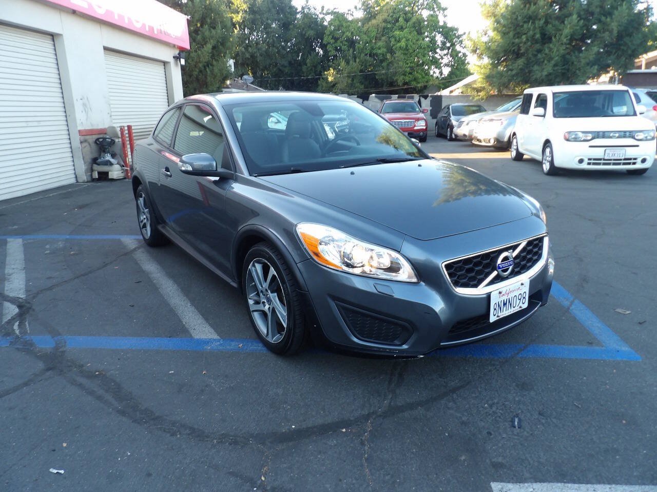 Used 2013 Volvo C30 FWD image 2