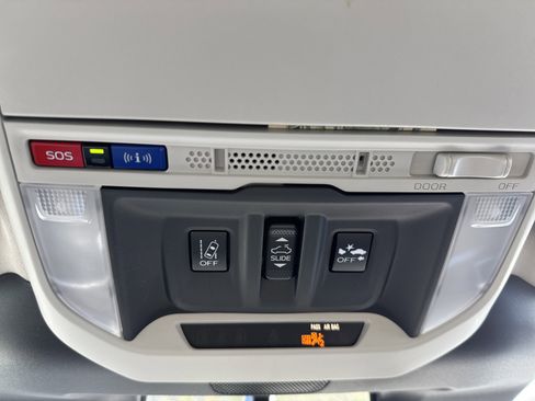 Used 2023 Subaru Forester Premium image 25