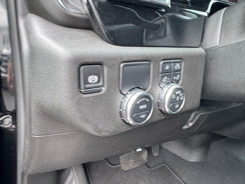 Used 2025 GMC Sierra 1500 SLT RWD image 15