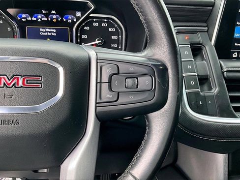 Used 2021 GMC Yukon XL SLT image 12