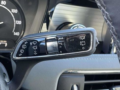 Used 2022 Lincoln Corsair Standard w/ Equipment Group 101A image 23