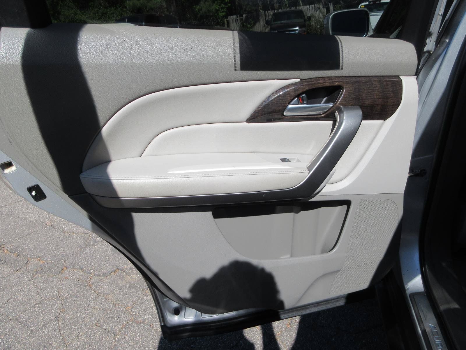 Used 2013 Acura MDX w/ Technology Package AWD/4WD image 17