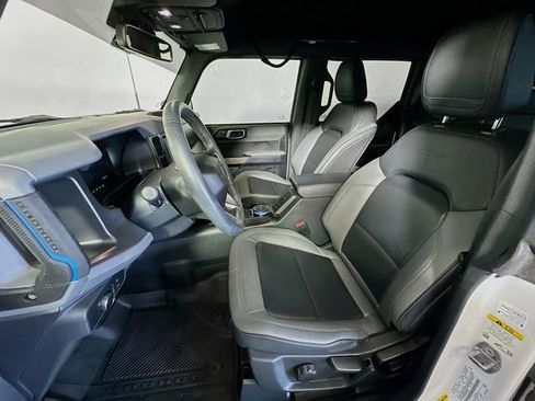 Used 2022 Ford Bronco Black Diamond AWD/4WD image 12