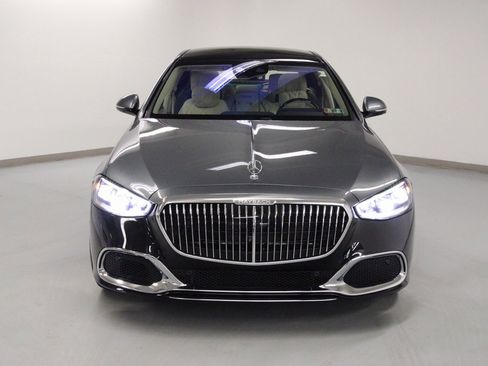 Certified 2022 Mercedes-Benz Maybach S 580 4MATIC image 3
