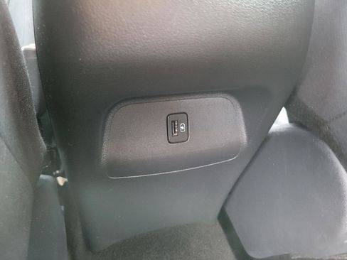Used 2023 Nissan Sentra SV FWD image 23