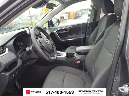 Used 2024 Toyota RAV4 XLE FWD image 14