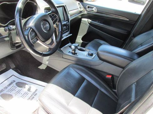 Used 2014 Jeep Grand Cherokee Limited AWD/4WD image 9