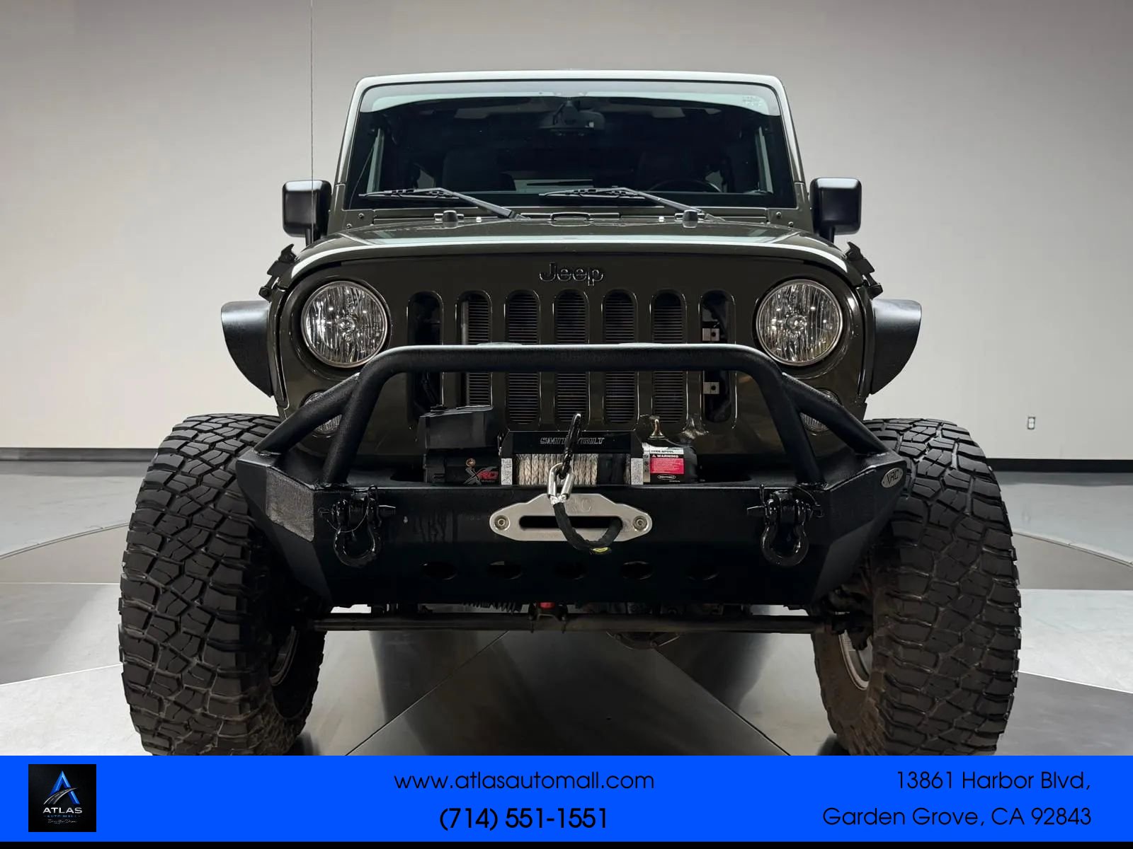Used 2015 Jeep Wrangler Unlimited Rubicon AWD/4WD image 3