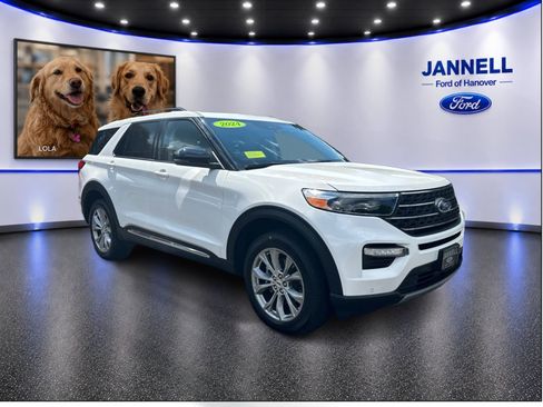 Used 2024 Ford Explorer XLT w/ Equipment Group 202A AWD/4WD image 3