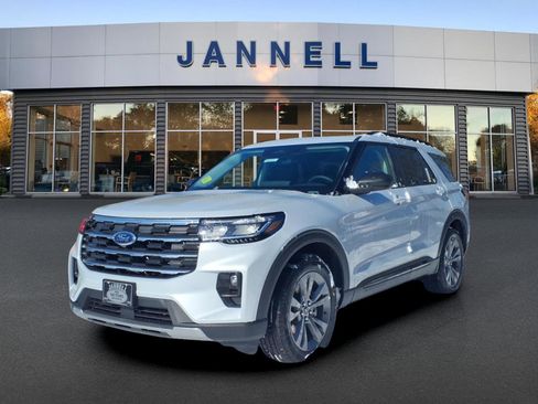 New 2026 Ford Explorer Active w/ Active Comfort Package AWD/4WD image 1