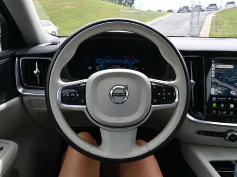 Used 2025 Volvo S60 B5 Plus AWD/4WD image 28
