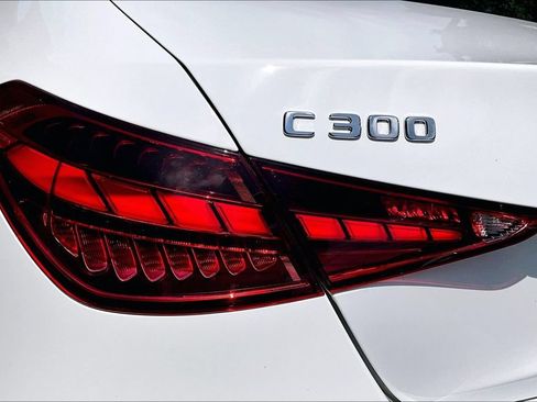 Used 2026 Mercedes-Benz C 300 4MATIC Sedan image 32