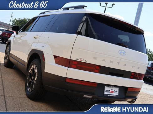 Certified 2024 Hyundai Santa Fe SEL AWD/4WD image 4