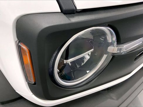 New 2025 Ford Bronco Base image 14