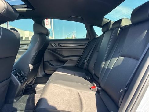 Used 2022 Honda Accord Sport image 11