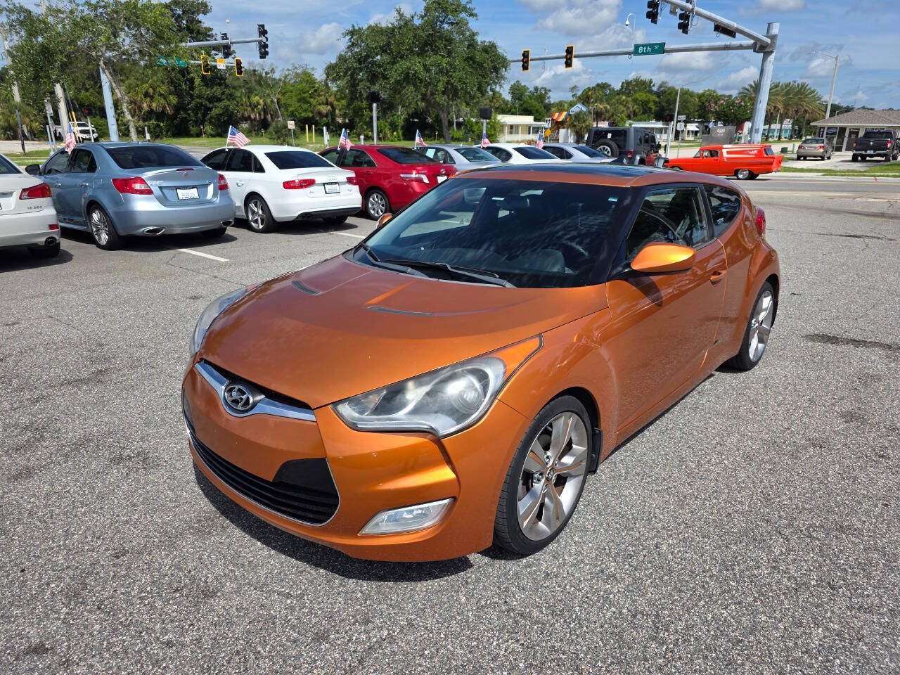 Used 2013 Hyundai Veloster w/ Tech Pkg FWD image 8