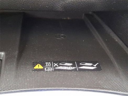 Used 2022 Buick Enclave Avenir w/ Avenir Technology Package image 27