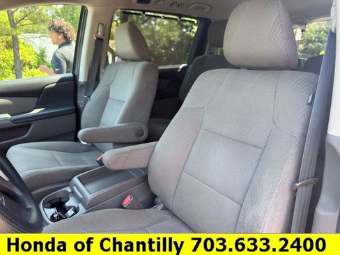 Used 2016 Honda Odyssey EX image 23