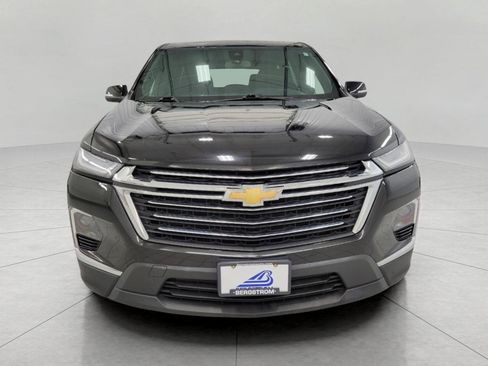 Used 2023 Chevrolet Traverse LT image 13
