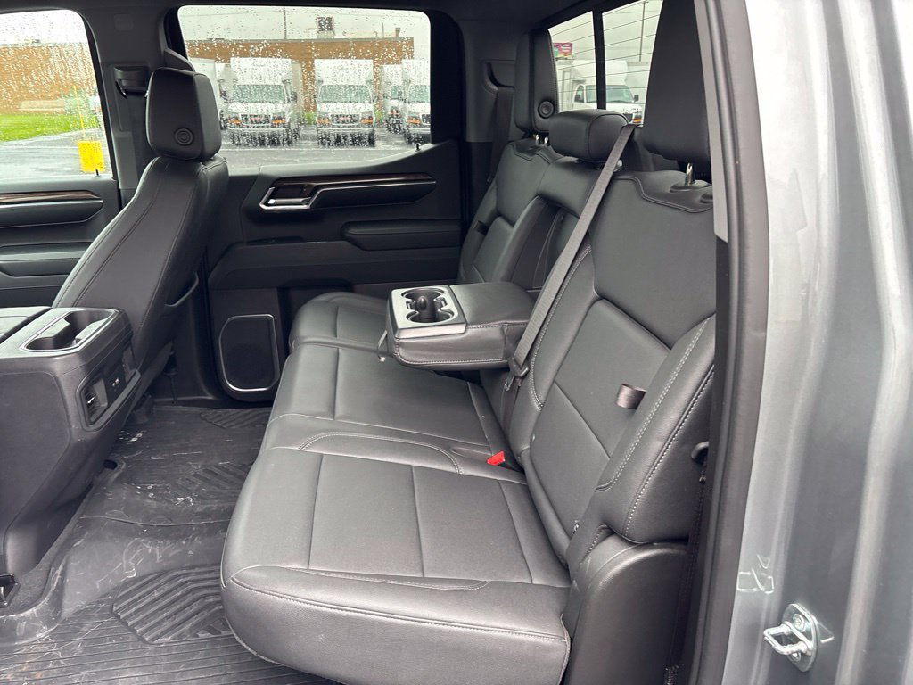Used 2023 Chevrolet Silverado 1500 LT Trail Boss w/ Convenience Package II AWD/4WD image 26
