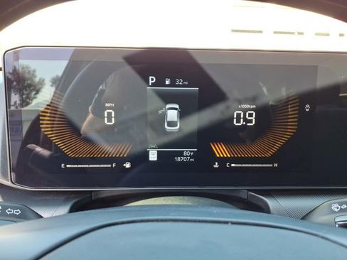 Used 2025 Kia K4 FWD image 16