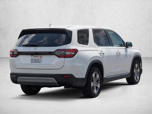 Used 2023 Honda Pilot EX-L image 5