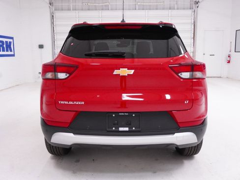New 2026 Chevrolet TrailBlazer LT w/ Convenience Package FWD image 6