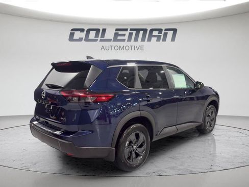 New 2026 Nissan Rogue SV w/ Cold Weather Package AWD/4WD image 31