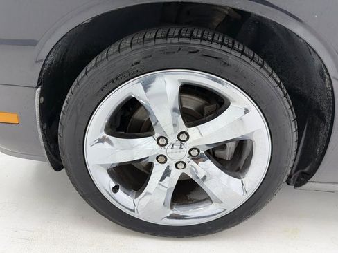 Used 2013 Dodge Challenger R/T image 7
