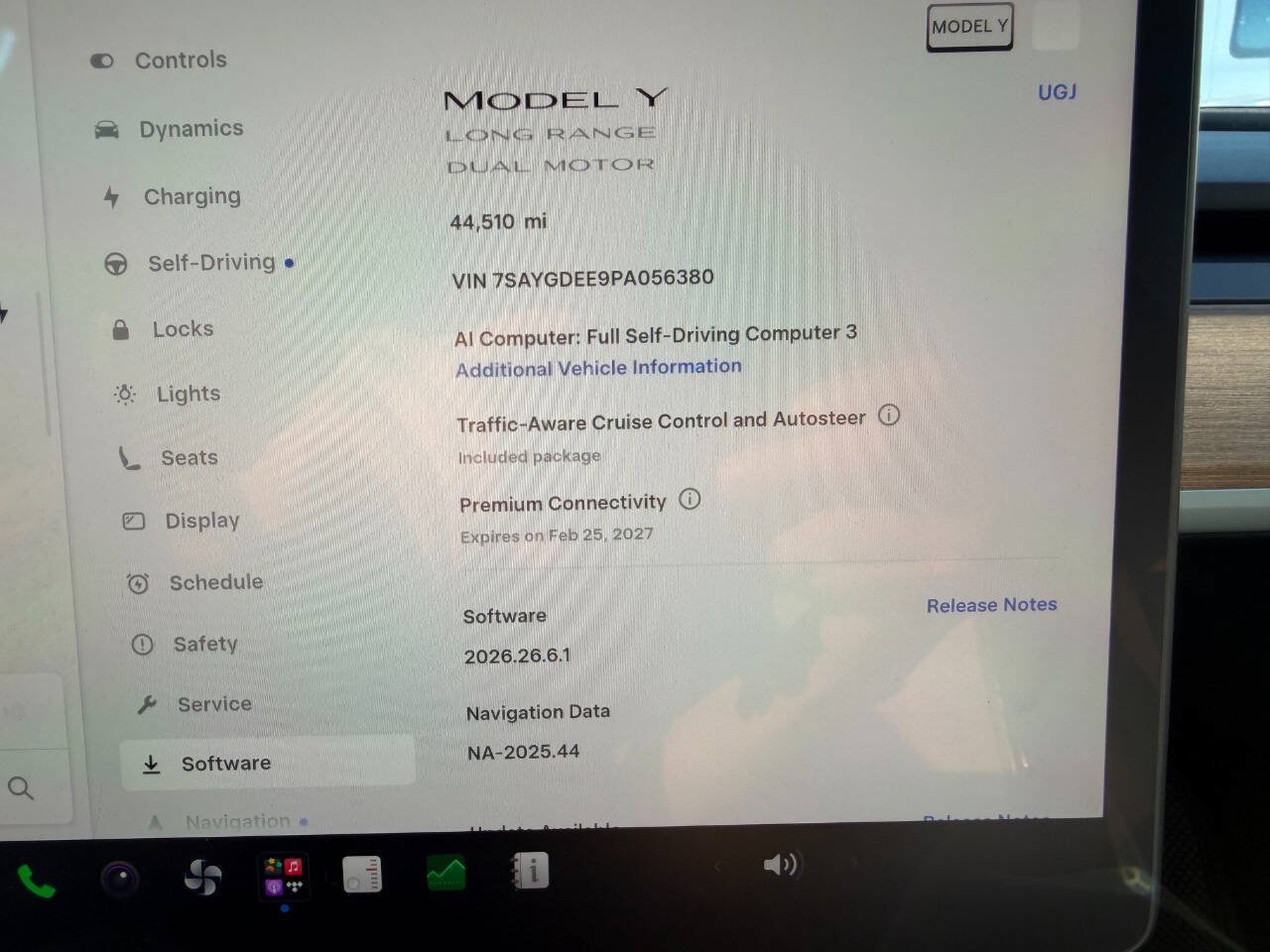 Used 2023 Tesla Model Y Long Range AWD/4WD image 30
