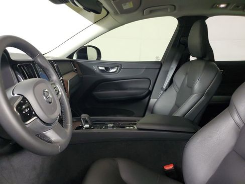 Certified 2023 Volvo XC60 B5 Plus w/ Protection Package Premier image 24