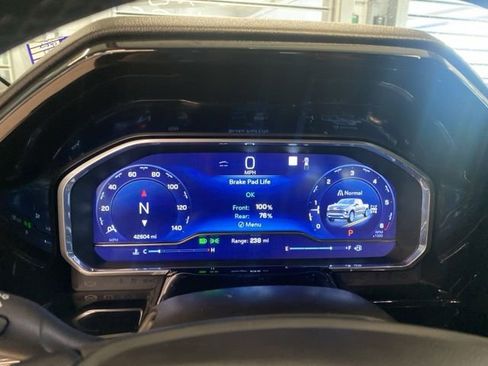 Certified 2023 Chevrolet Silverado 1500 LTZ w/ LTZ Premium Package AWD/4WD image 16