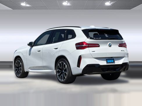Used 2026 BMW X3 xDrive30i w/ Premium Package AWD/4WD image 3