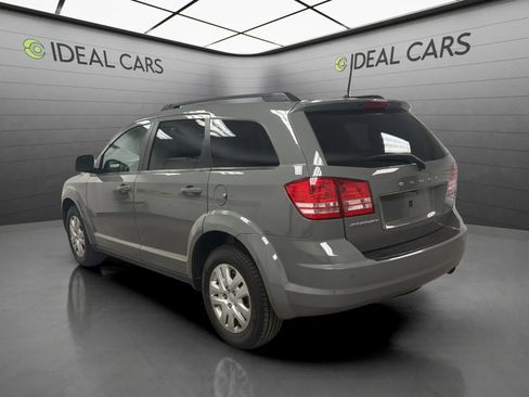 Used 2020 Dodge Journey SE FWD image 7