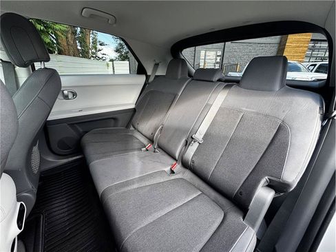Used 2024 Hyundai Ioniq 5 SEL AWD/4WD image 16