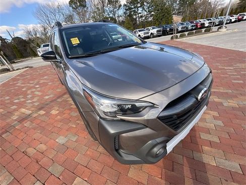 Used 2023 Subaru Outback Limited XT image 5