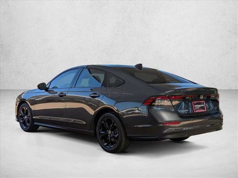 Certified 2025 Honda Accord SE image 8