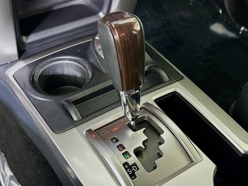 Used 2024 Toyota 4Runner Limited image 21