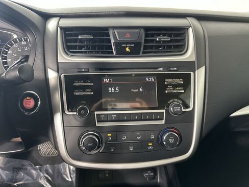 Used 2017 Nissan Altima 2.5 S w/ Power Driver Seat Package image 25