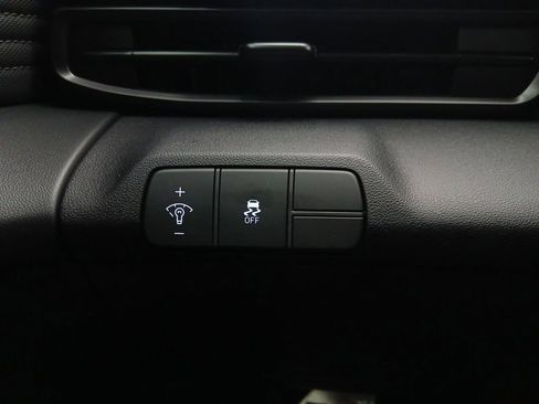 New 2026 Hyundai Elantra Sport FWD image 19